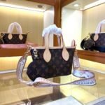 Louis Vuitton Neverfull BB Monogram Canvas Beige 25Cm M46705 - Image 3