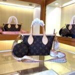 Louis Vuitton Neverfull BB Monogram Canvas Beige 25Cm M46705 - Image 4