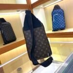 Louis Vuitton Avenue Slingbag Nm Monogram Macassar 31Cm M46327 - Image 8