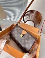 Louis Vuitton Pochette Tirette Monogram Canvas 23Cm M47123 - Image 3