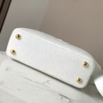 Louis Vuitton Capucines BB White And Python Trim 27cm - Image 5