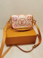 Louis Vuitton Nano Diane Bag Monogram Canvas Coral 20Cm M83621 - Image 2