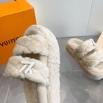Louis Vuitton Lv Sunset Platform Comfort Mule Shearling Natural 1Actvf - Image 4
