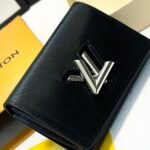 Louis Vuitton Twist Compact Wallet Black 12Cm M64414 - Image 3