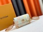 Louis Vuitton Steamer Wearable Wallet White 18Cm N40674 - Image 3