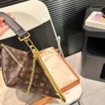 Louis Vuitton Lucky Trunk Bag Black 38Cm M12075 - Image 6