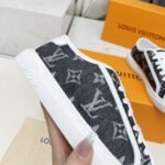 Louis Vuitton Lv Lagoon Sneaker Denim Gris 1Agygk - Image 3