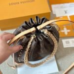 Louis Vuitton Noé Trunk PM Bag Monogram Brown 20Cm - Image 6
