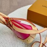 Louis Vuitton Nano Alma Monogram Vernis Neon Pink 18Cm M90611 - Image 4