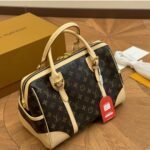 Louis Vuitton Berkeley Monogram Canvas Brown 32Cm M50208 - Image 7