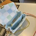 Louis Vuitton Pochette Métis East West Damier Canvas Light Blue 21cm - Image 8