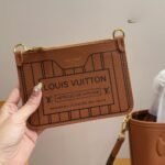 Louis Vuitton Neverfull Bandoulière Inside Out BB Monogram Brown 26Cm - Image 7