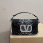 Valentino Loco Small Vlogo Shoulder Bag Black 20Cm - Image 4