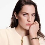 Louis Vuitton Lv Bloom Bracelet Monogram Brown M8416Z - Image 5