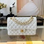 Chanel Classic Medium Handbag White 25cm A01112 - Image 2