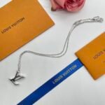 Louis Vuitton LV Logo Silver Necklace - Image 3